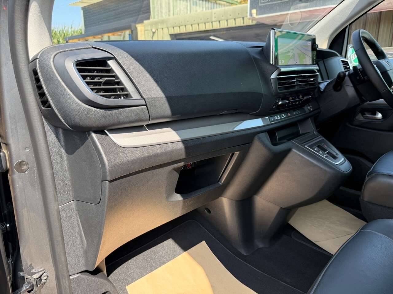 2024 PEUGEOT E- TRAVELLER 2024 PEUGEOT E- TRAVELLER