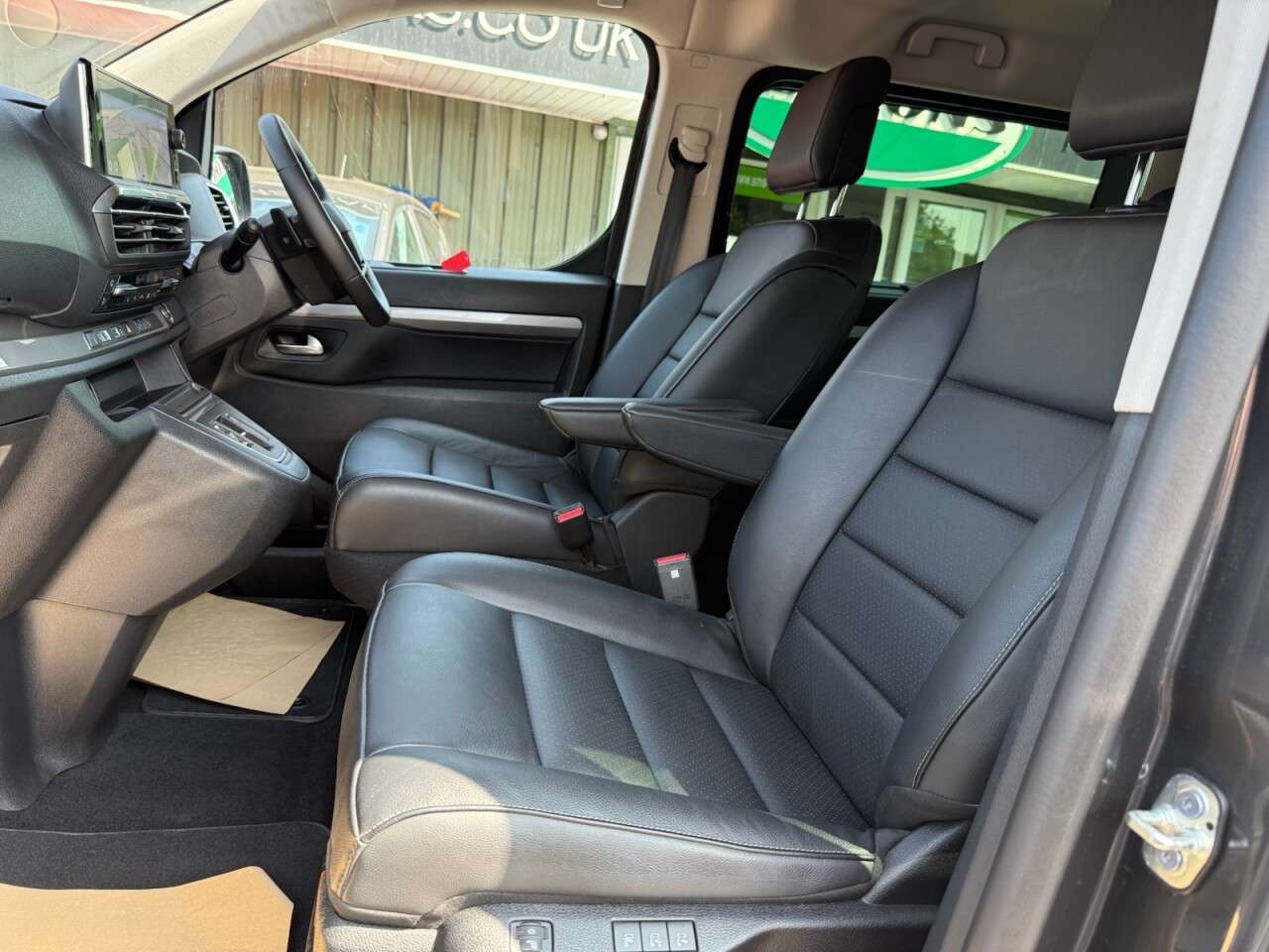 2024 PEUGEOT E- TRAVELLER 2024 PEUGEOT E- TRAVELLER