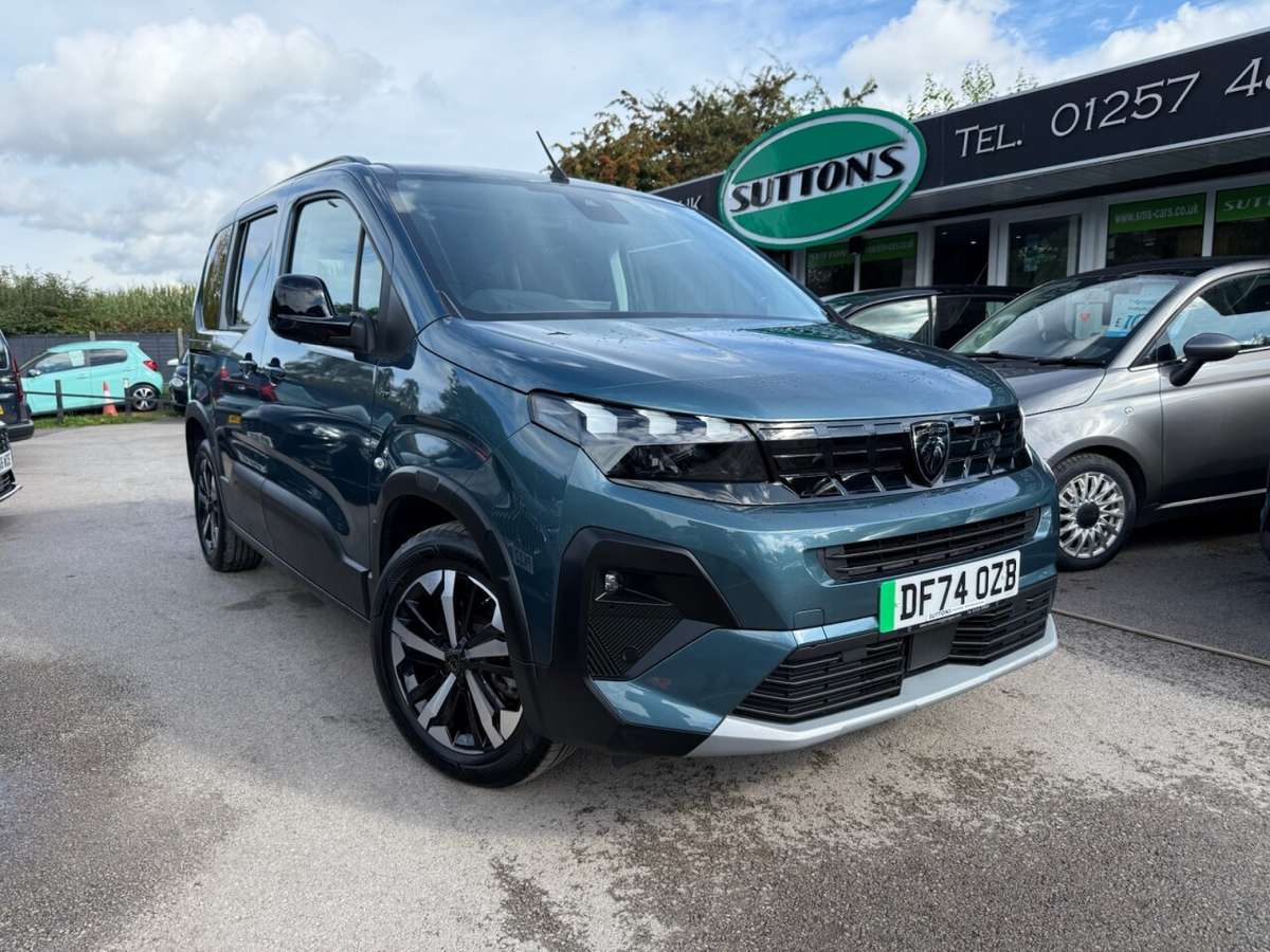 Check out this Peugeot E-rifter 2024 Electric Automatic