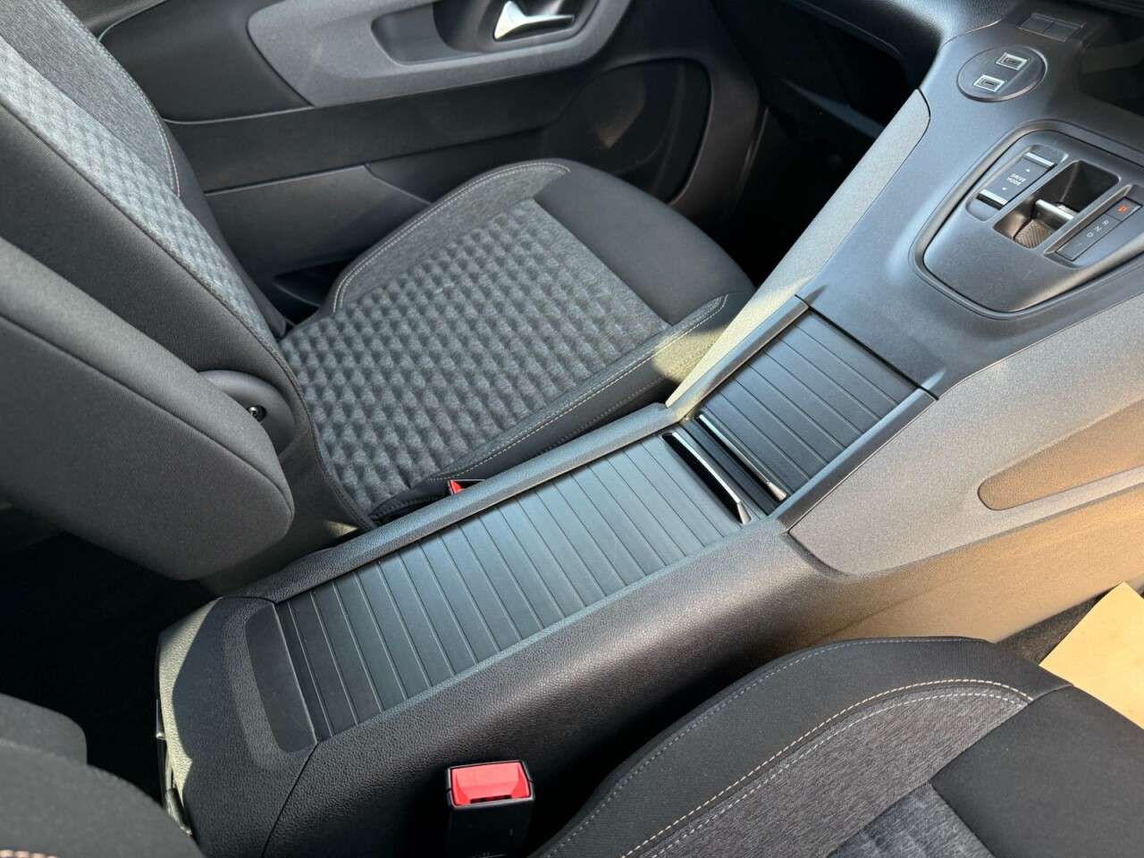 2024 PEUGEOT E-RIFTER 2024 PEUGEOT E-RIFTER