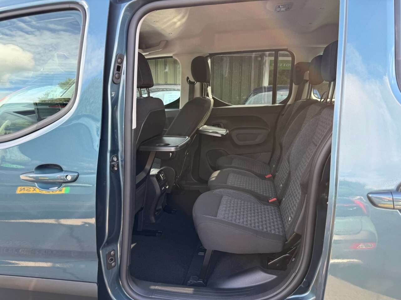 2024 PEUGEOT E-RIFTER 2024 PEUGEOT E-RIFTER