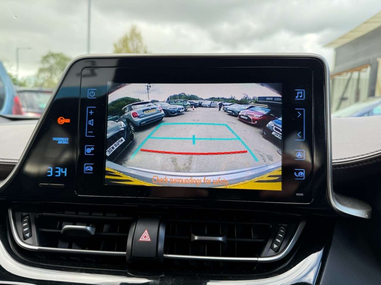 2017 TOYOTA C-HR 2017 TOYOTA C-HR