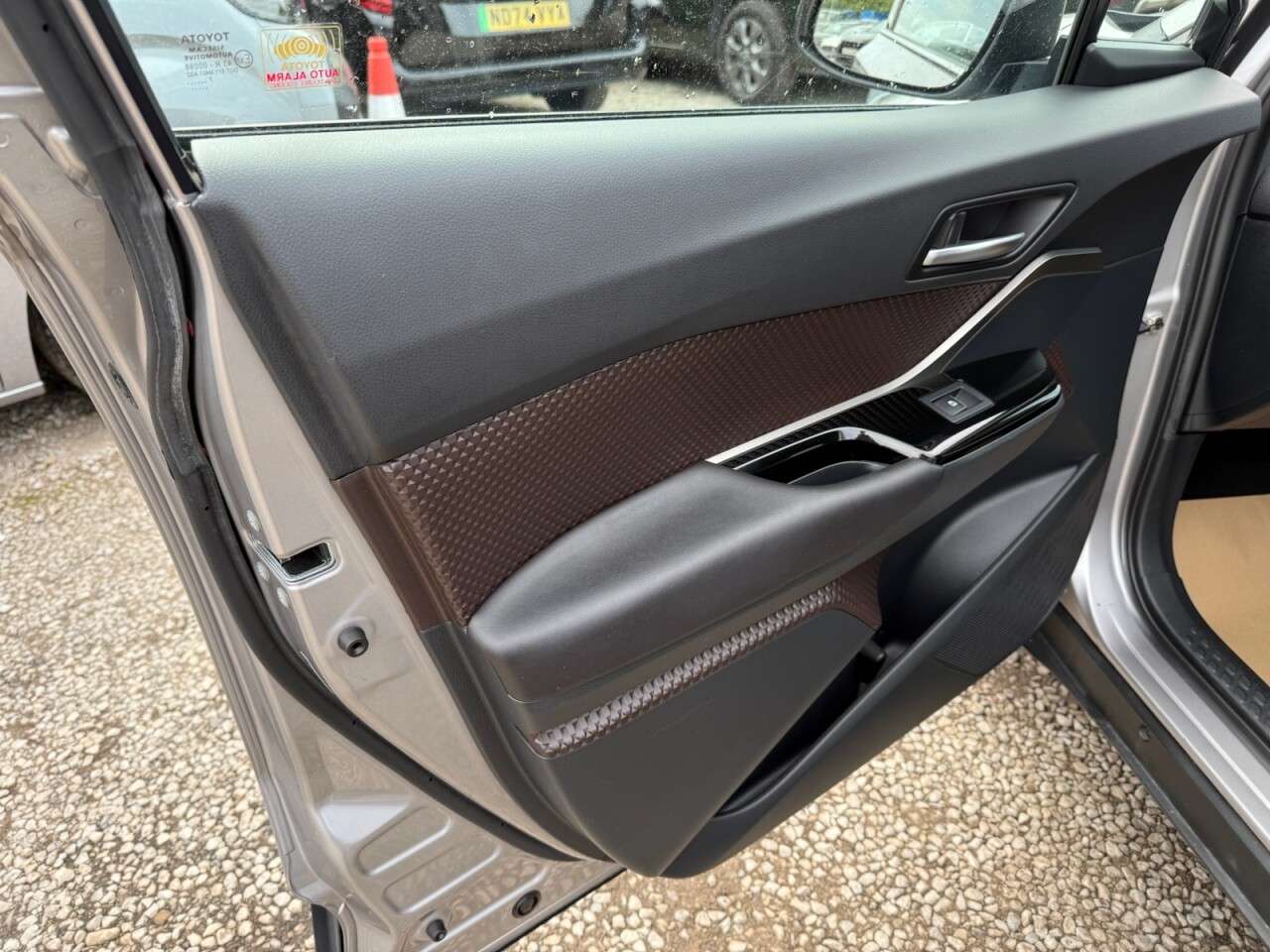 2017 TOYOTA C-HR 2017 TOYOTA C-HR