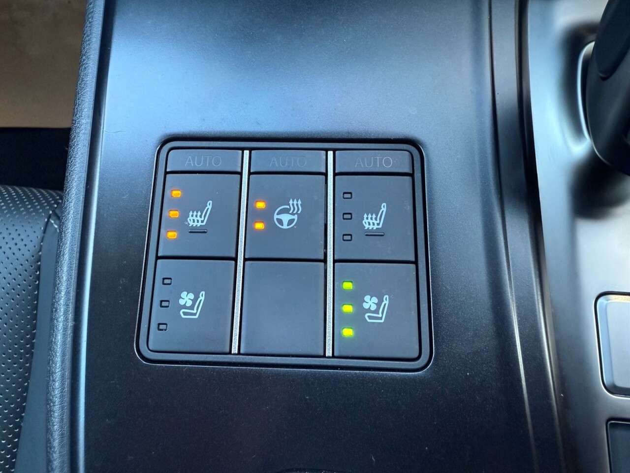 2025 LEXUS UX 2025 LEXUS UX