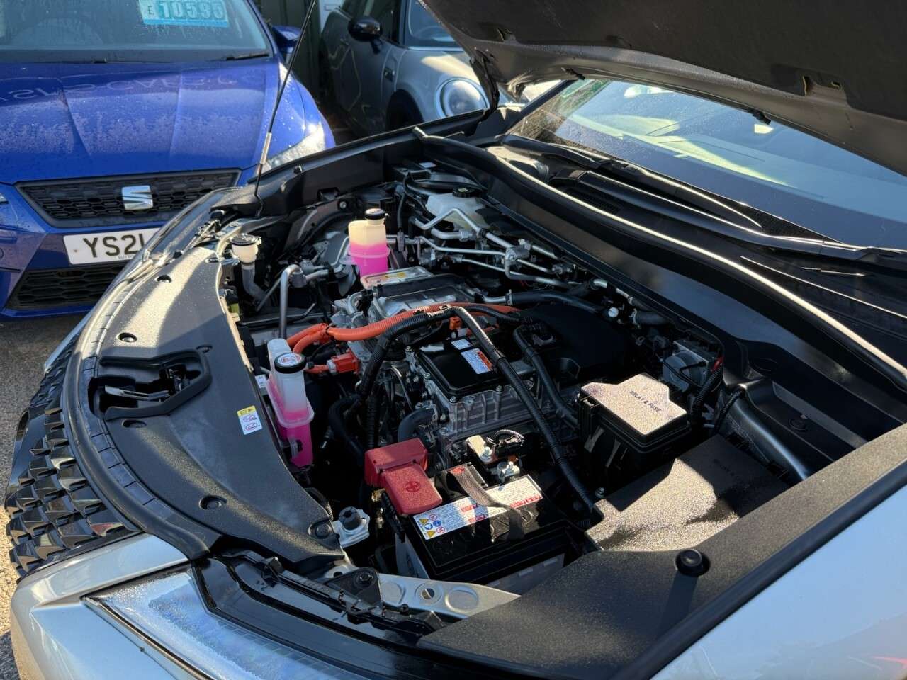 2025 LEXUS UX 2025 LEXUS UX