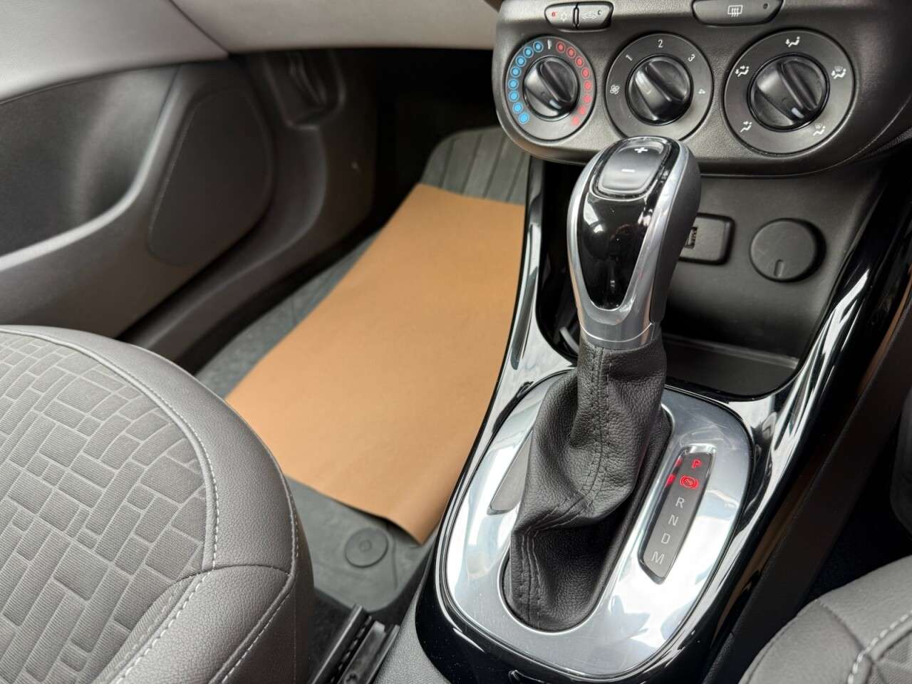 2018 VAUXHALL CORSA 2018 VAUXHALL CORSA