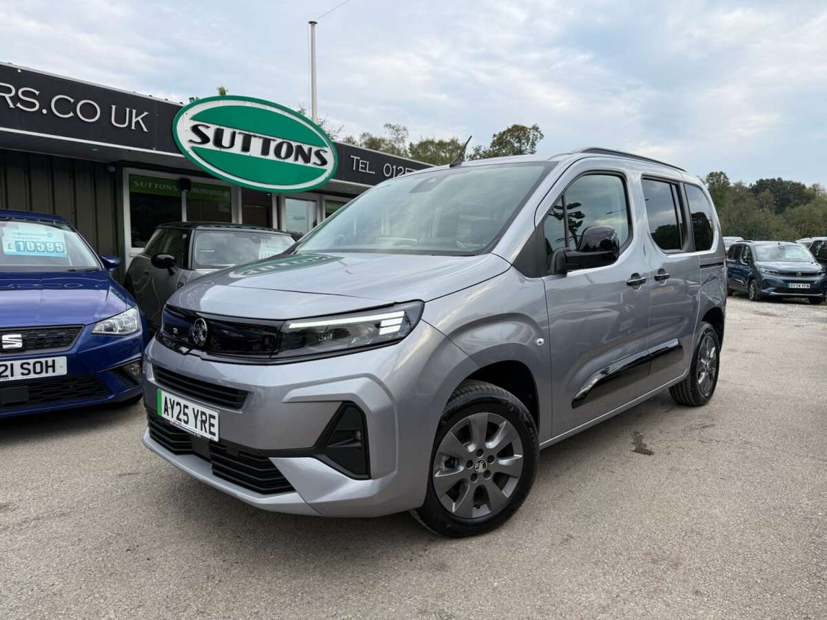 Check out this Vauxhall Combo Life Electric 2025 Electric Automatic