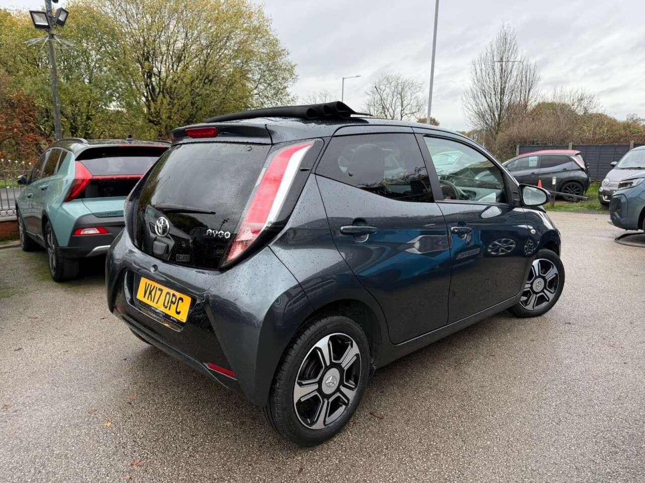 2017 TOYOTA AYGO 2017 TOYOTA AYGO