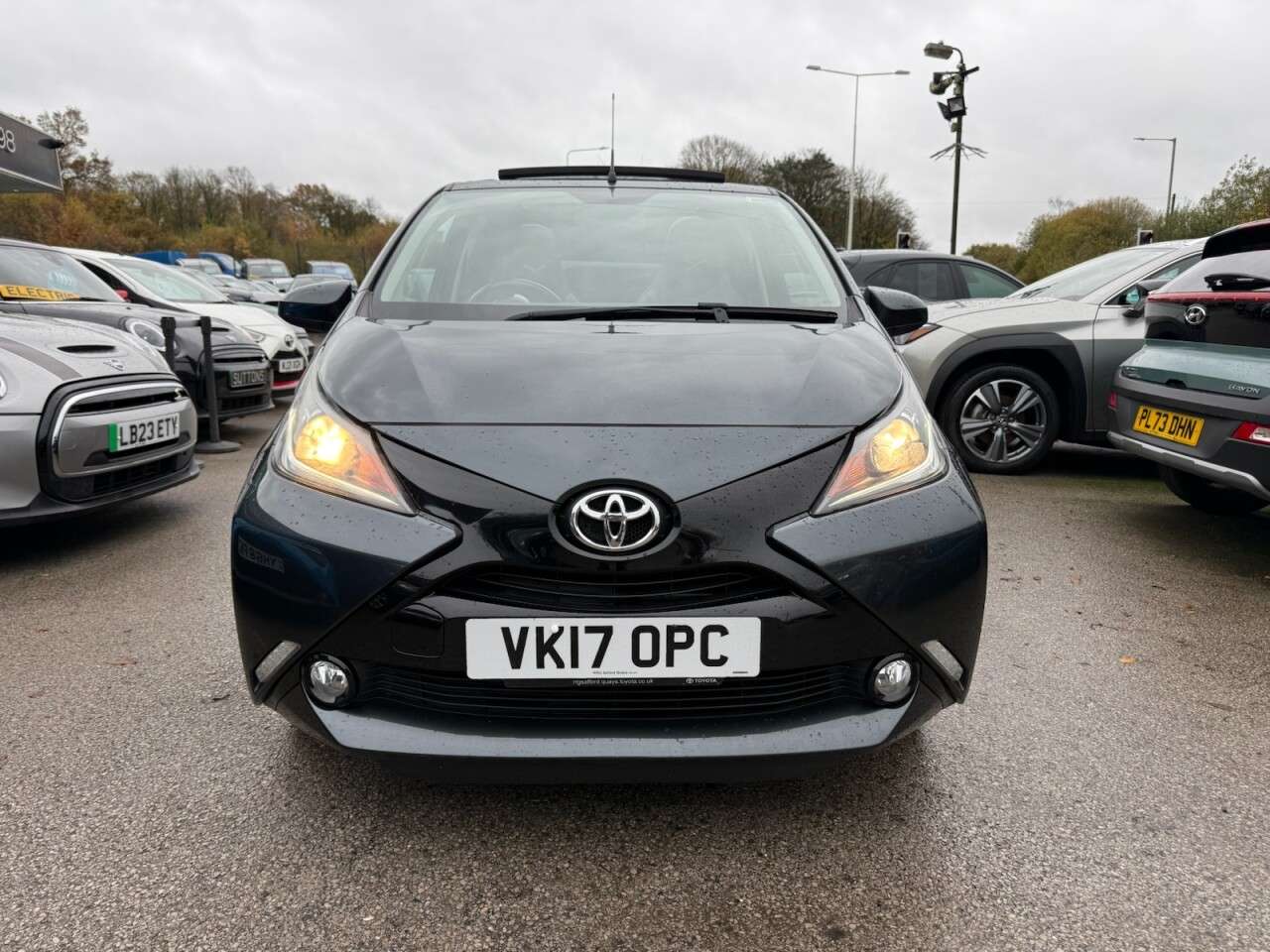 2017 TOYOTA AYGO 2017 TOYOTA AYGO