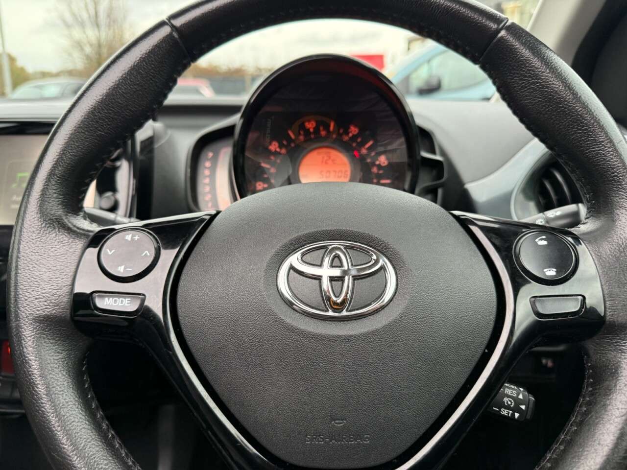 2017 TOYOTA AYGO 2017 TOYOTA AYGO