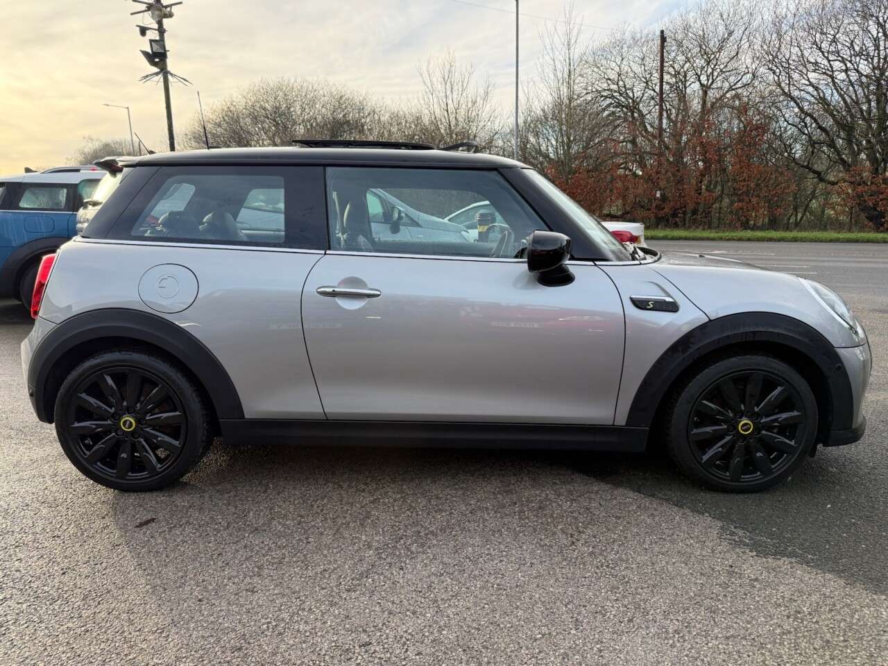 2023 MINI ELECTRIC HATCH 2023 MINI ELECTRIC HATCH