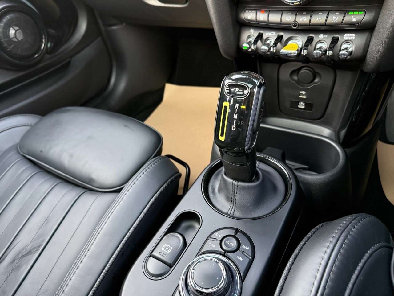 2023 MINI ELECTRIC HATCH 2023 MINI ELECTRIC HATCH