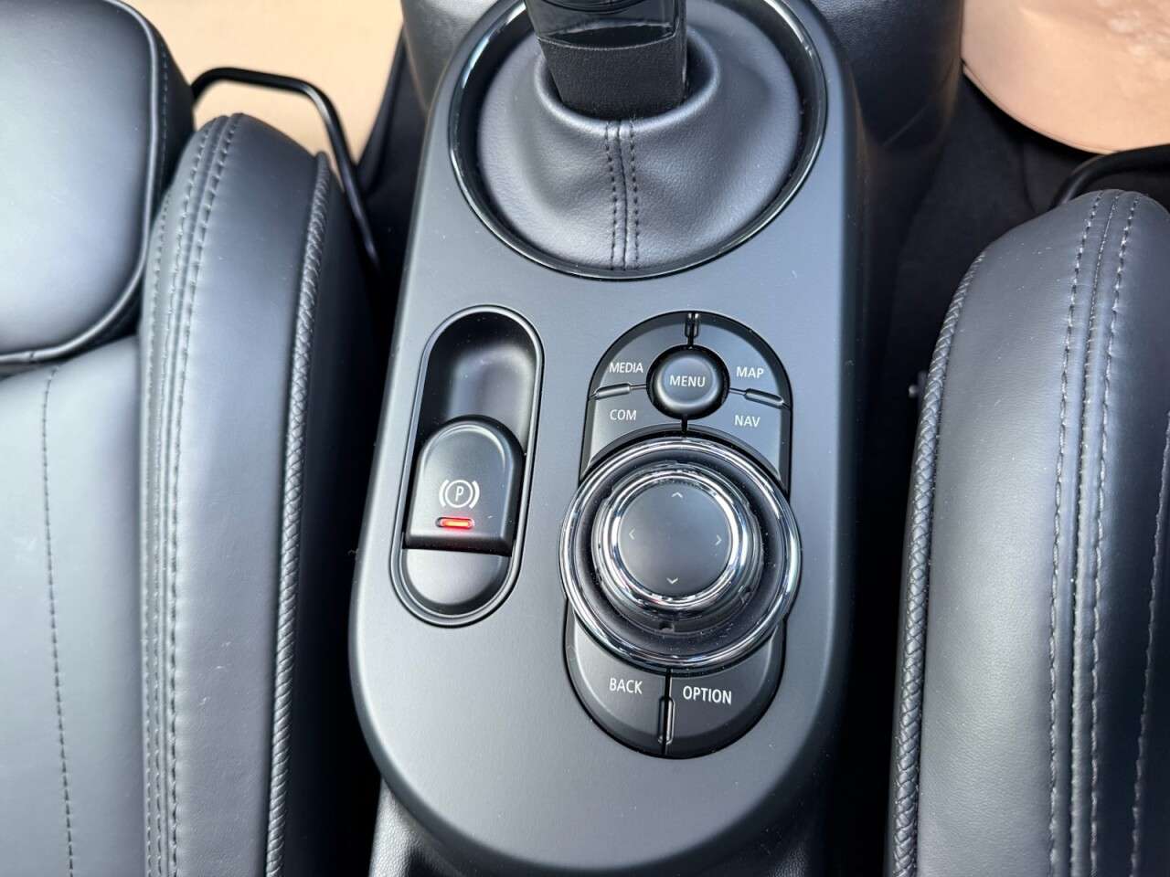 2023 MINI ELECTRIC HATCH 2023 MINI ELECTRIC HATCH