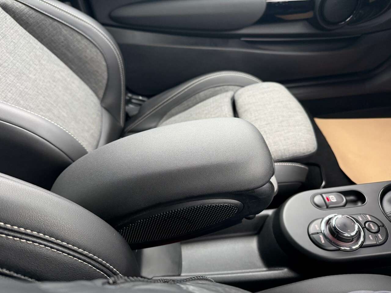 2022 MINI ELECTRIC HATCH 2022 MINI ELECTRIC HATCH