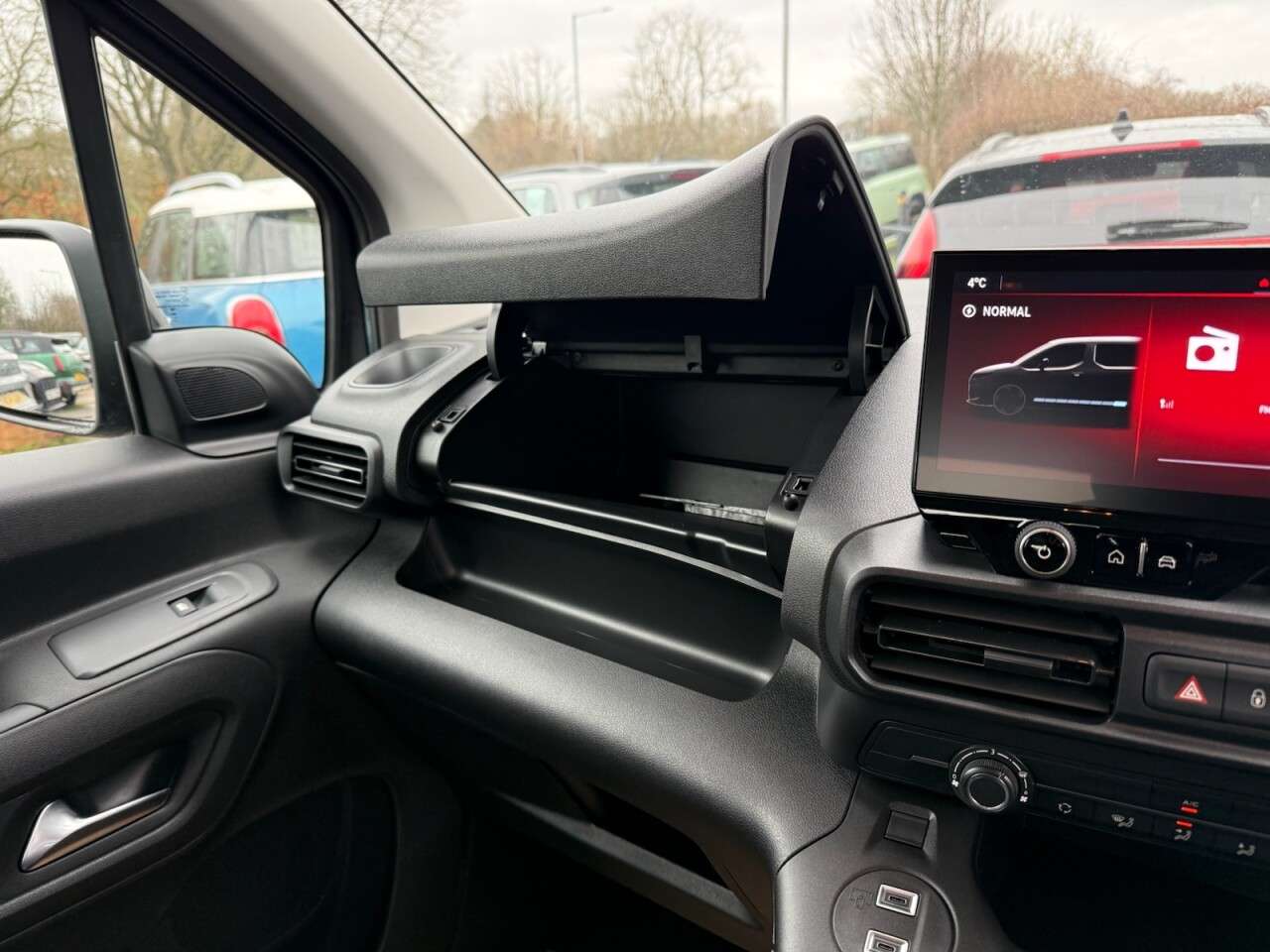 2025 VAUXHALL COMBO LIFE ELECTRIC 2025 VAUXHALL COMBO LIFE ELECTRIC