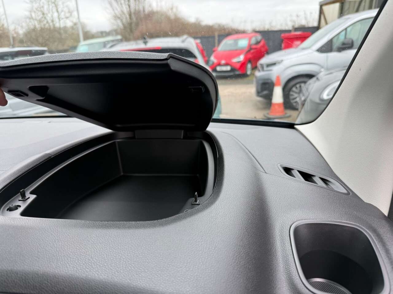 2025 VAUXHALL COMBO LIFE ELECTRIC 2025 VAUXHALL COMBO LIFE ELECTRIC