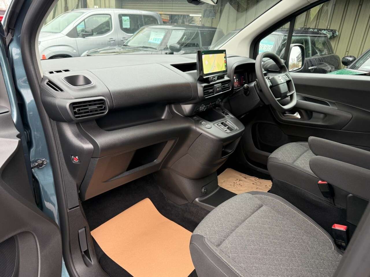 2025 VAUXHALL COMBO LIFE ELECTRIC 2025 VAUXHALL COMBO LIFE ELECTRIC