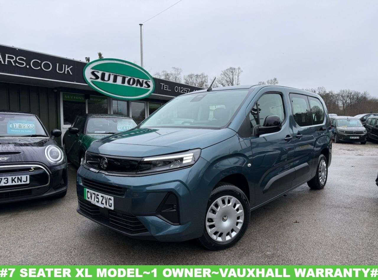 A 2025 VAUXHALL COMBO LIFE ELECTRIC 52kWh Design XL MPV 5dr Electric Auto (7.4kW Charger) (136 ps) 1 OWNER + VA A 2025 VAUXHALL COMBO LIFE ELECTRIC 52kWh Design XL MPV 5dr Electric Auto (7.4kW Charger) (136 ps) 1 OWNER + VA