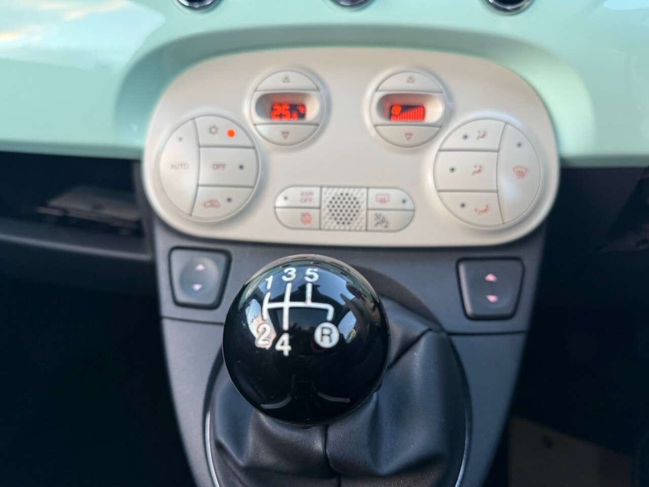 2015 FIAT 500 2015 FIAT 500