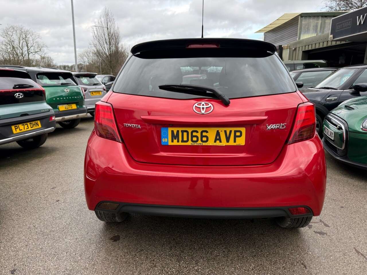 2017 TOYOTA YARIS 2017 TOYOTA YARIS