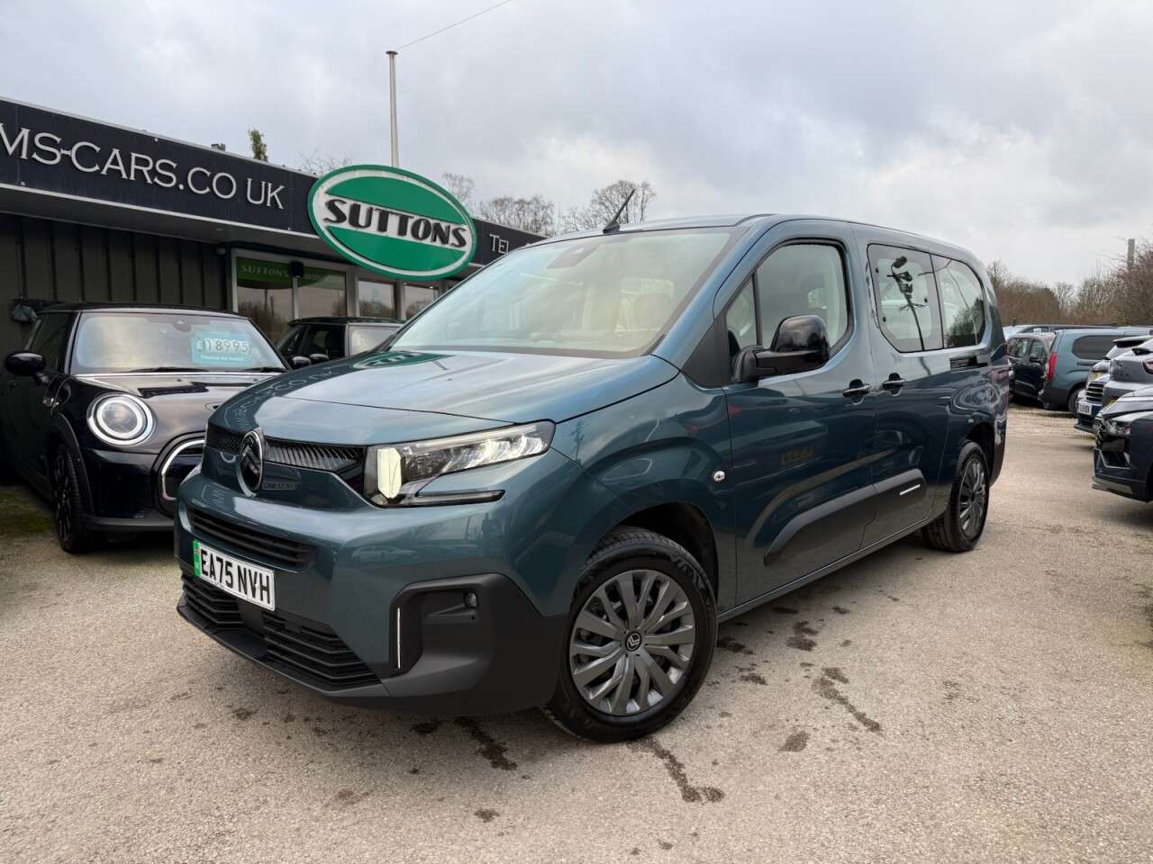 A 2025 CITROEN E-BERLINGO 52kWh PLUS XL MPV 5dr Electric Auto (7.4kW Charger) (136 ps) REVERSE CAMERA A 2025 CITROEN E-BERLINGO 52kWh PLUS XL MPV 5dr Electric Auto (7.4kW Charger) (136 ps) REVERSE CAMERA