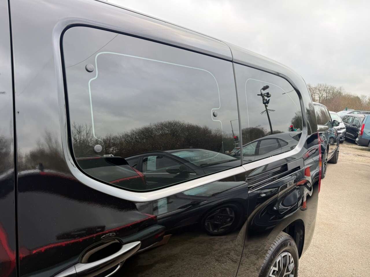 2025 VAUXHALL COMBO LIFE ELECTRIC 2025 VAUXHALL COMBO LIFE ELECTRIC