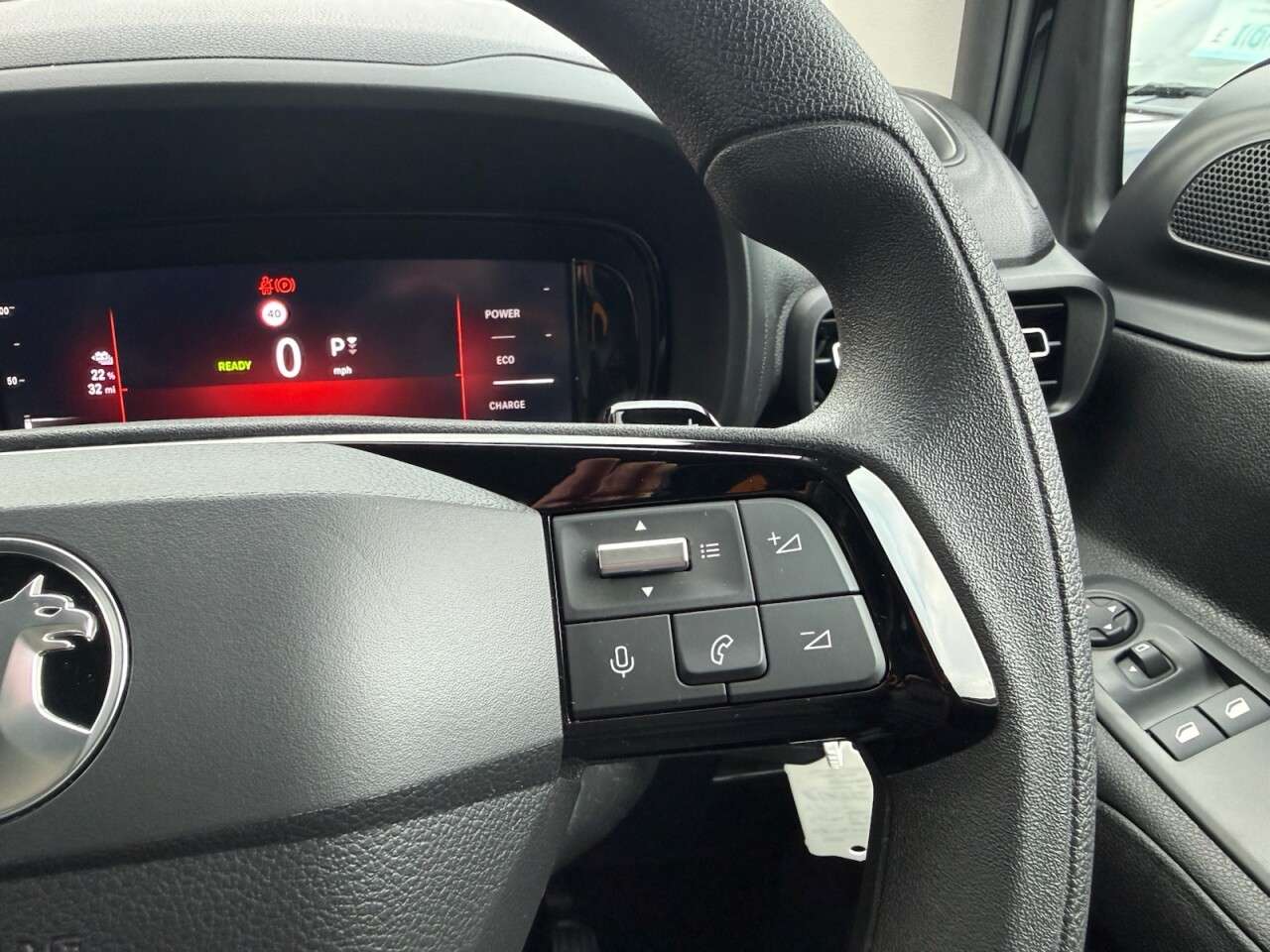 2025 VAUXHALL COMBO LIFE ELECTRIC 2025 VAUXHALL COMBO LIFE ELECTRIC