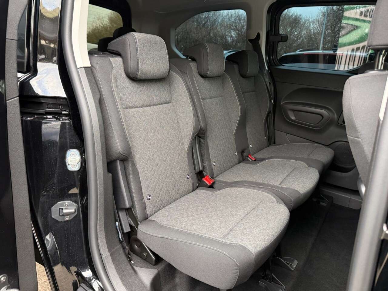 2025 VAUXHALL COMBO LIFE ELECTRIC 2025 VAUXHALL COMBO LIFE ELECTRIC