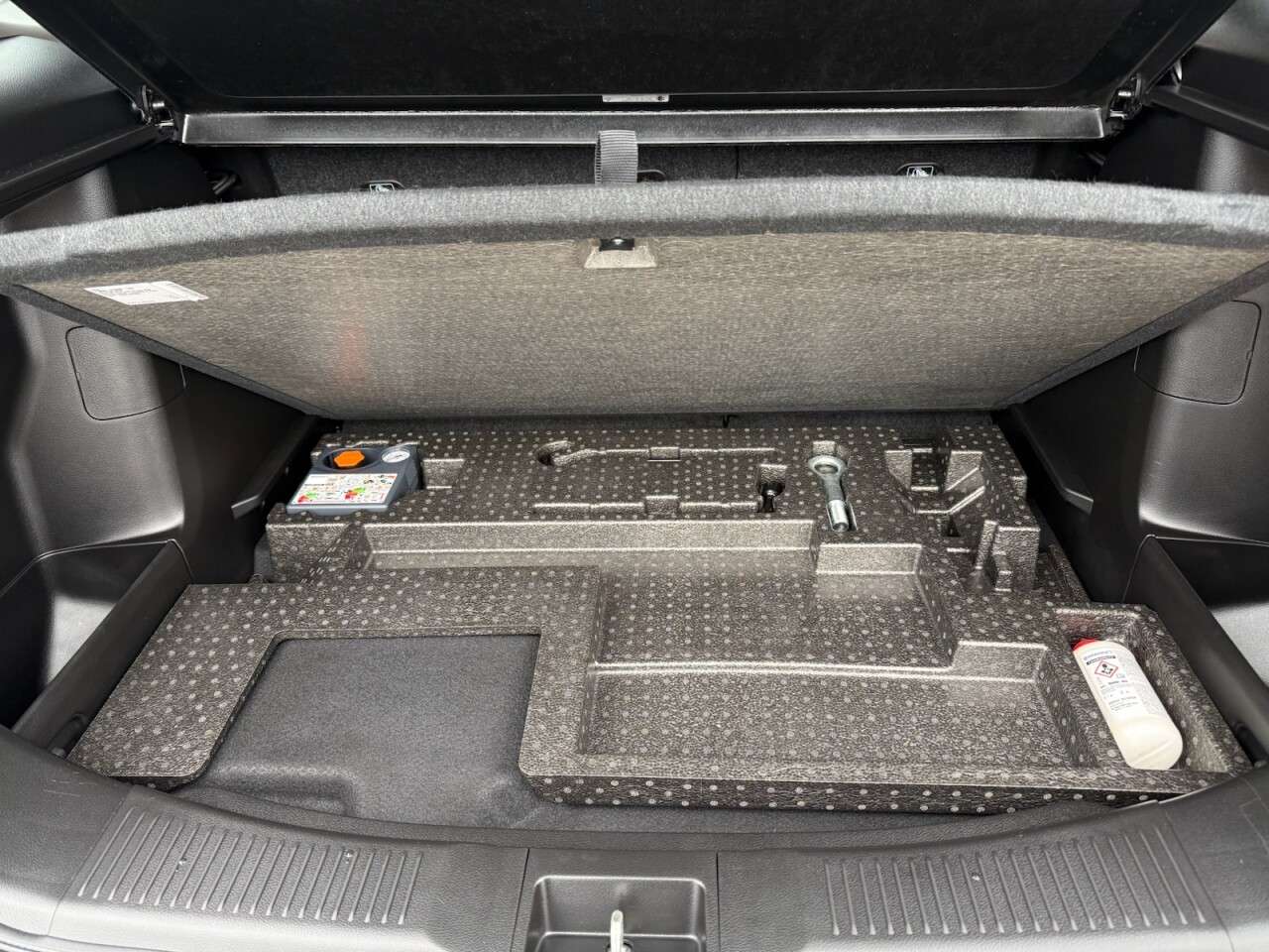 2024 SUZUKI S-CROSS 2024 SUZUKI S-CROSS