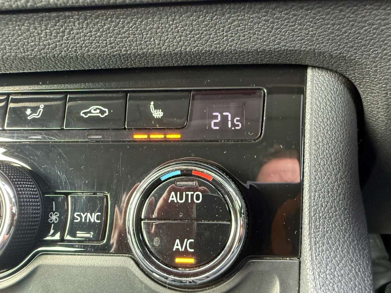 2020 SKODA KAROQ 2020 SKODA KAROQ