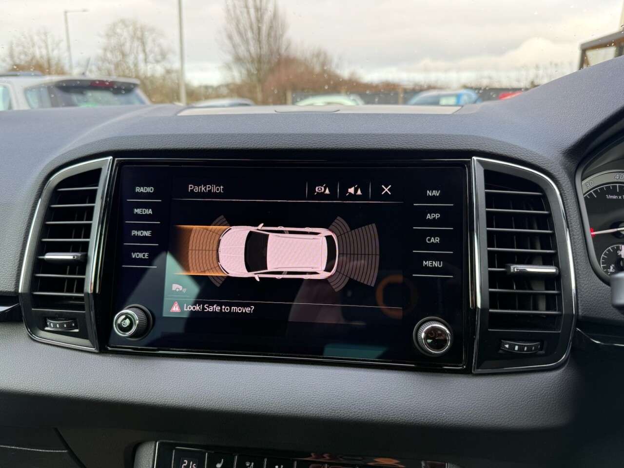 2020 SKODA KAROQ 2020 SKODA KAROQ