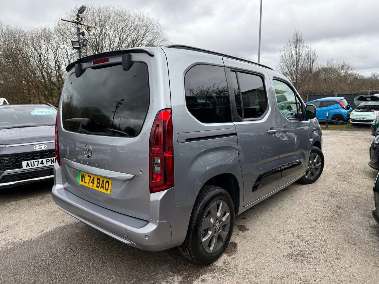 A 2025 VAUXHALL COMBO LIFE ELECTRIC 52kWh Ultimate MPV 5dr Electric Auto (7.4kW Charger) (136 ps) REVERSE CAMER A 2025 VAUXHALL COMBO LIFE ELECTRIC 52kWh Ultimate MPV 5dr Electric Auto (7.4kW Charger) (136 ps) REVERSE CAMER