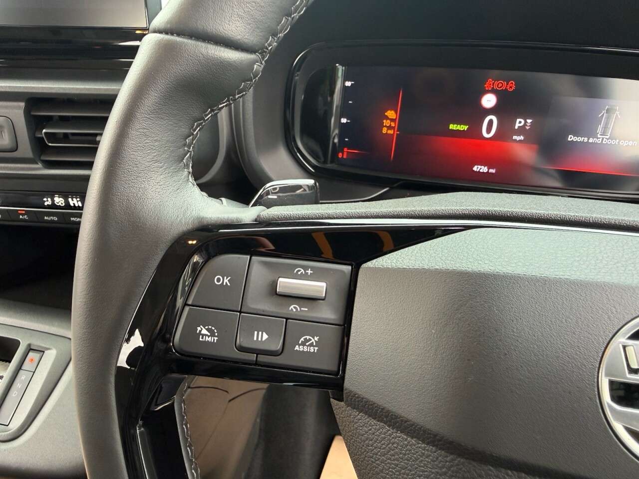 2025 VAUXHALL COMBO LIFE ELECTRIC 2025 VAUXHALL COMBO LIFE ELECTRIC