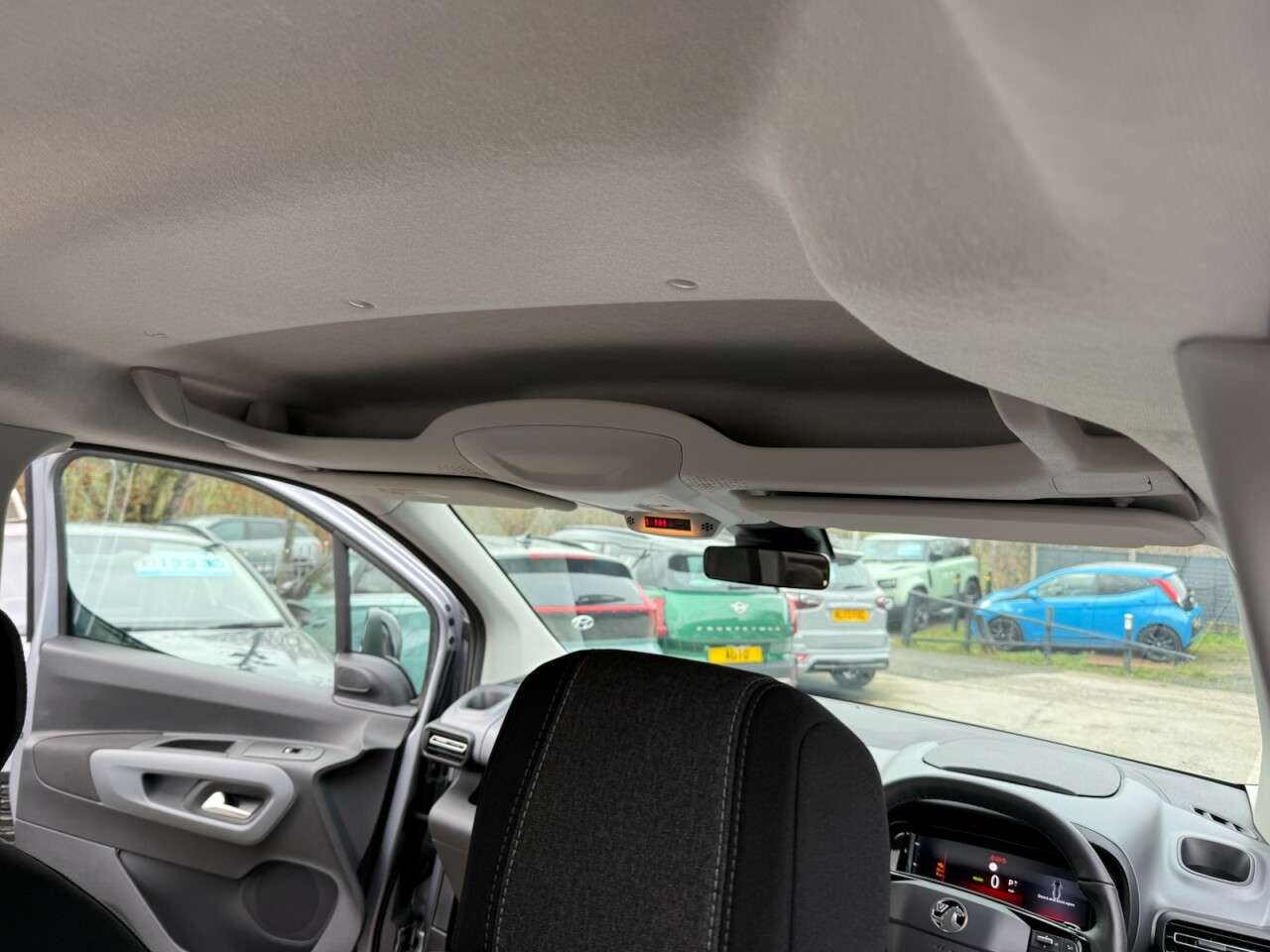 2025 VAUXHALL COMBO LIFE ELECTRIC 2025 VAUXHALL COMBO LIFE ELECTRIC