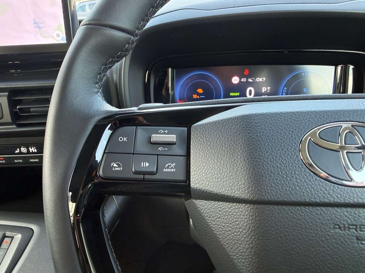 2025 TOYOTA PROACE CITY VERSO 2025 TOYOTA PROACE CITY VERSO