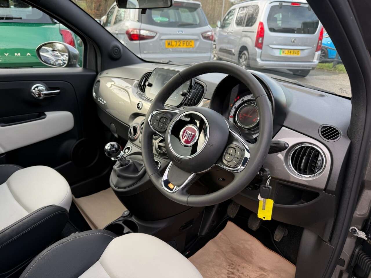 2023 FIAT 500 2023 FIAT 500