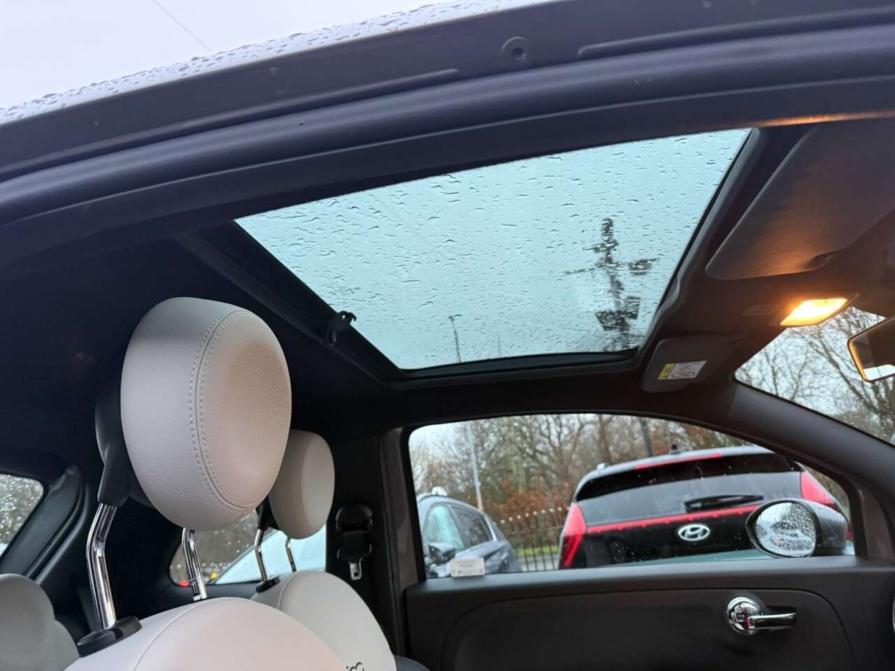 A 2023 FIAT 500 1.0 MHEV Dolcevita Hatchback 3dr Petrol Manual Euro 6 (s/s) (70 bhp) 1 FORM A 2023 FIAT 500 1.0 MHEV Dolcevita Hatchback 3dr Petrol Manual Euro 6 (s/s) (70 bhp) 1 FORM