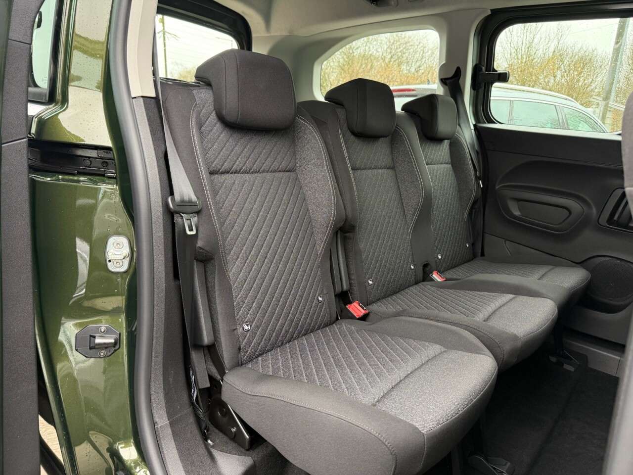 2026 PEUGEOT E-RIFTER 2026 PEUGEOT E-RIFTER