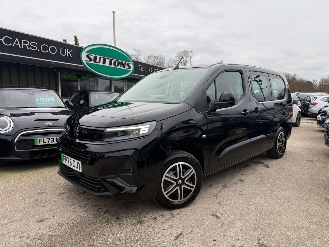 A 2026 VAUXHALL COMBO LIFE ELECTRIC 52kWh Design XL MPV 5dr Electric Auto (7.4kW Charger) (136 ps) YES ONLY 126 A 2026 VAUXHALL COMBO LIFE ELECTRIC 52kWh Design XL MPV 5dr Electric Auto (7.4kW Charger) (136 ps) YES ONLY 126