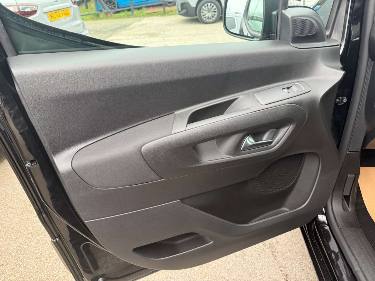 2026 VAUXHALL COMBO LIFE ELECTRIC 2026 VAUXHALL COMBO LIFE ELECTRIC