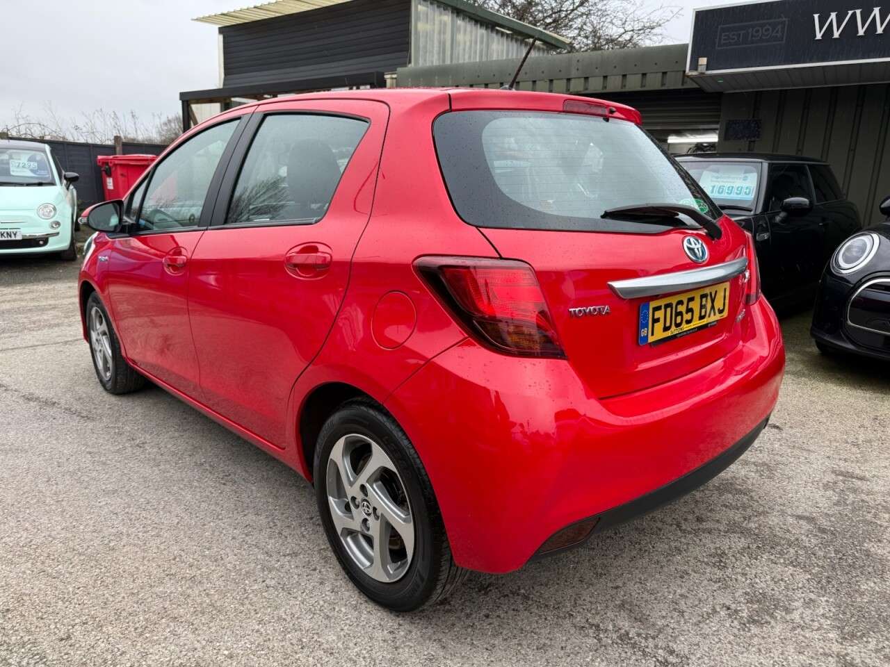 2015 TOYOTA YARIS 2015 TOYOTA YARIS