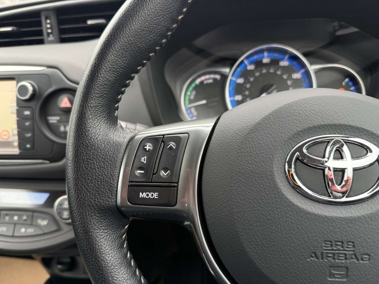 2015 TOYOTA YARIS 2015 TOYOTA YARIS