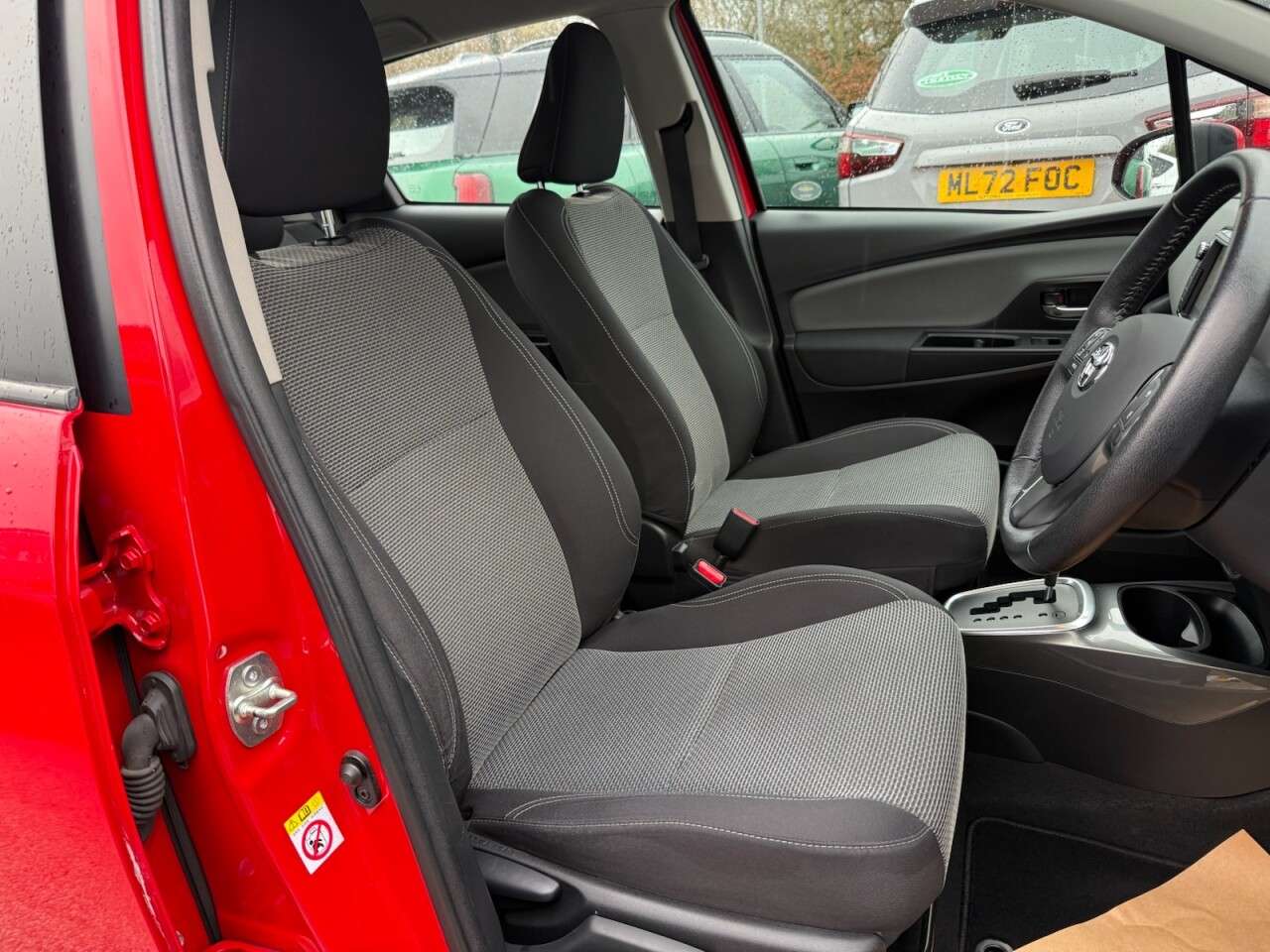 2015 TOYOTA YARIS 2015 TOYOTA YARIS