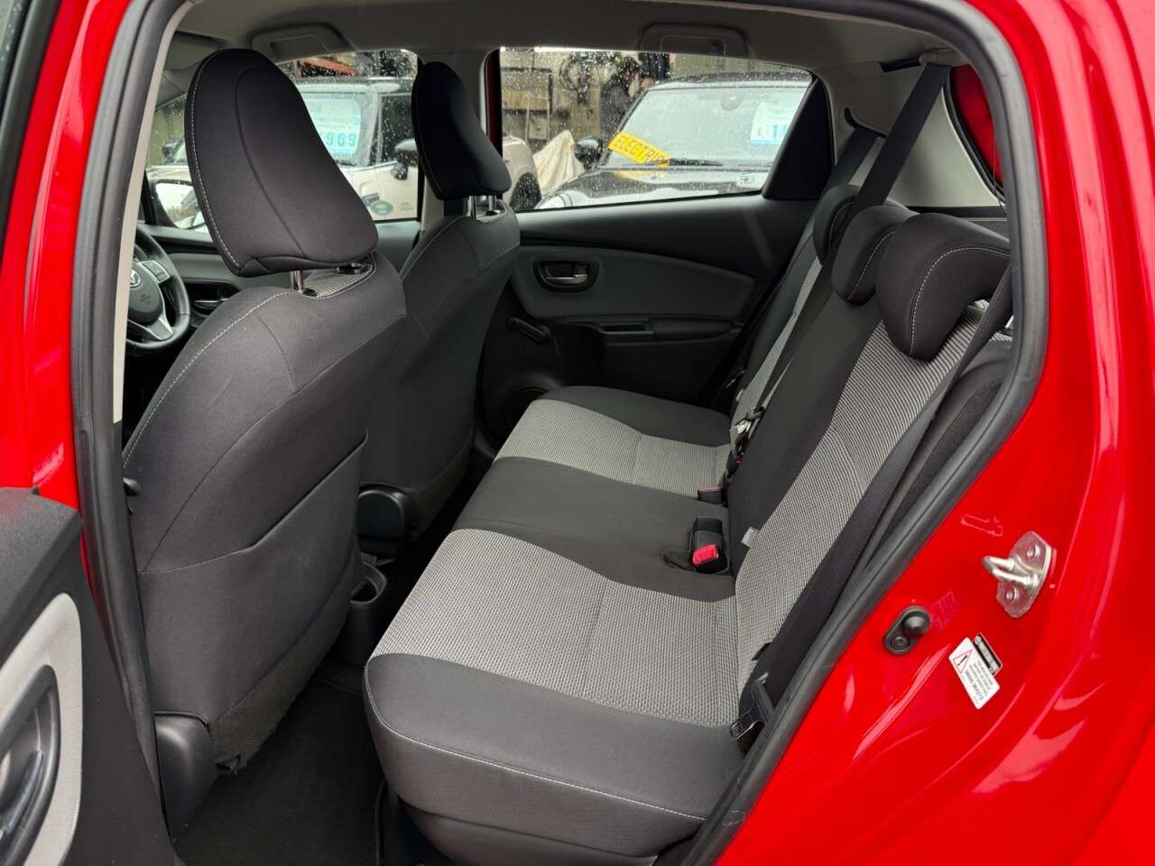 2015 TOYOTA YARIS 2015 TOYOTA YARIS