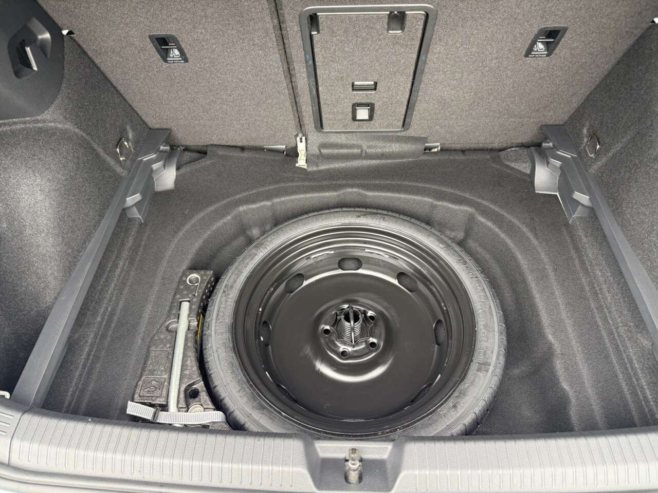 2020 VOLKSWAGEN GOLF 2020 VOLKSWAGEN GOLF