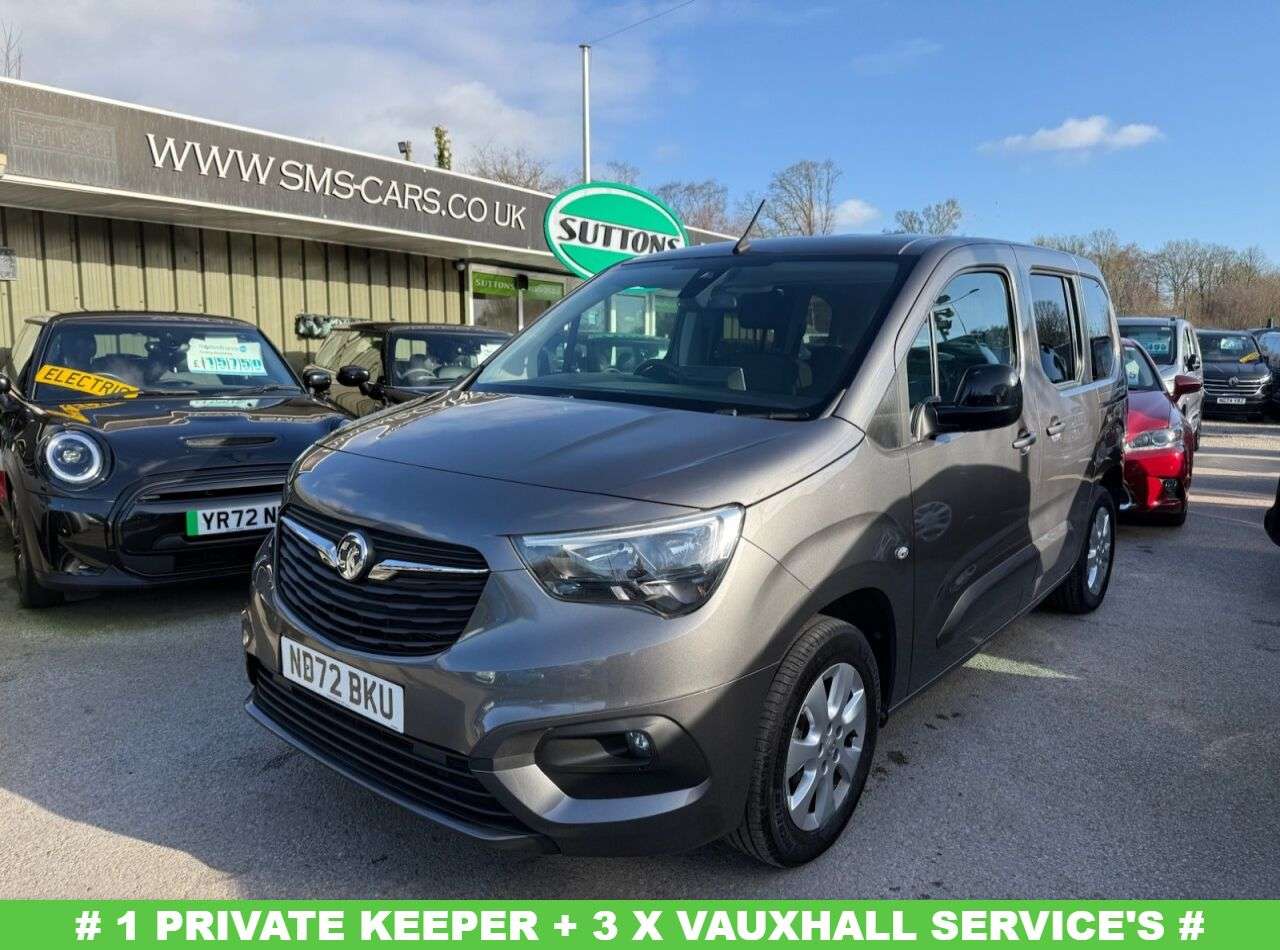 A 2022 VAUXHALL COMBO LIFE 1.5 Turbo D SE MPV 5dr Diesel Manual 6Spd Euro 6 (s/s) (100 ps) 3 X VAUXHAL A 2022 VAUXHALL COMBO LIFE 1.5 Turbo D SE MPV 5dr Diesel Manual 6Spd Euro 6 (s/s) (100 ps) 3 X VAUXHAL