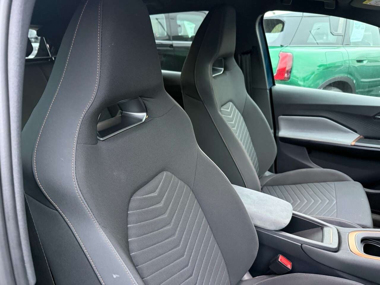 A 2022 CUPRA BORN 58kWh V2 Hatchback 5dr Electric Auto (204 ps) A 2022 CUPRA BORN 58kWh V2 Hatchback 5dr Electric Auto (204 ps)