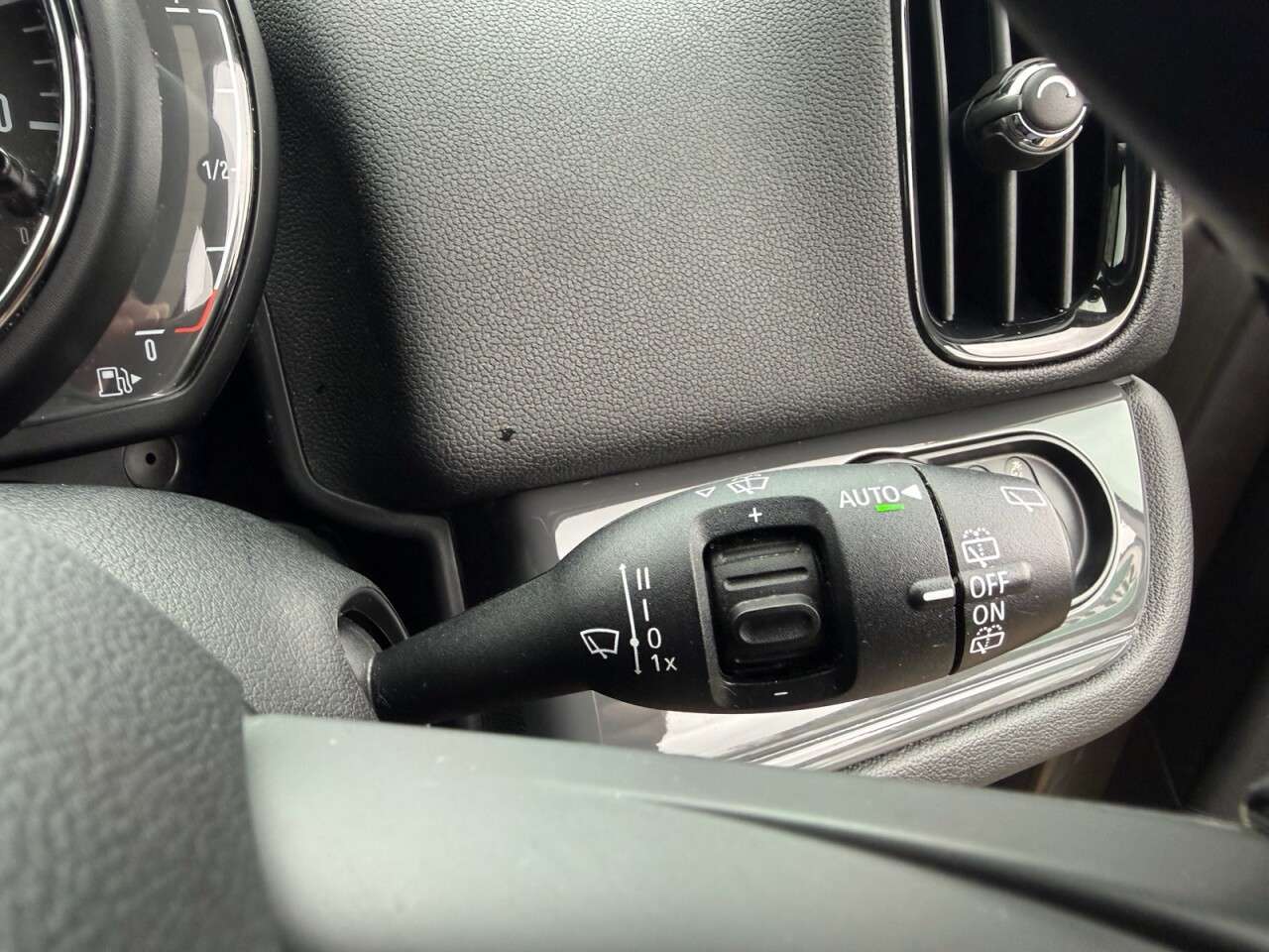 2019 MINI COUNTRYMAN 2019 MINI COUNTRYMAN