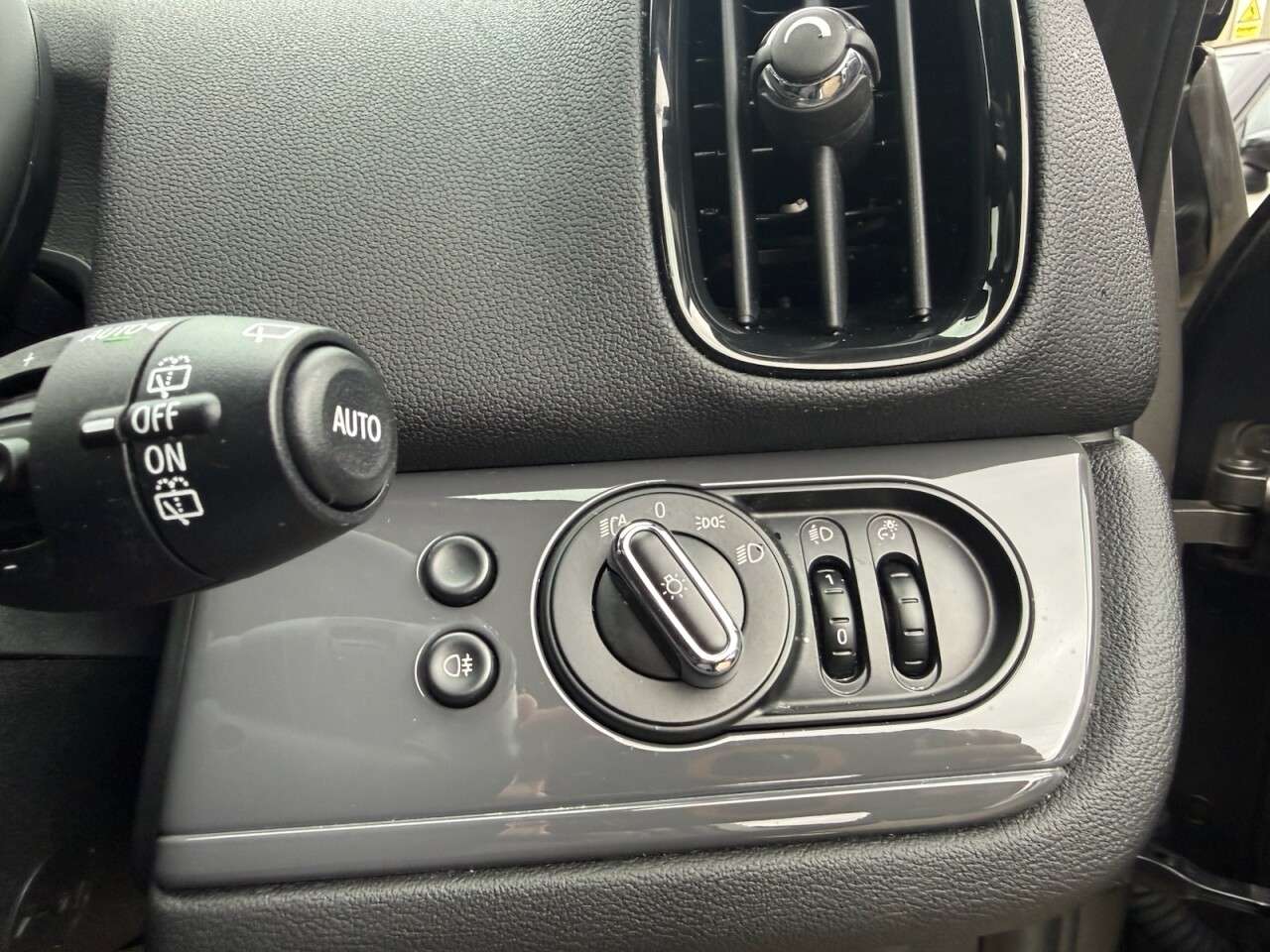 2019 MINI COUNTRYMAN 2019 MINI COUNTRYMAN