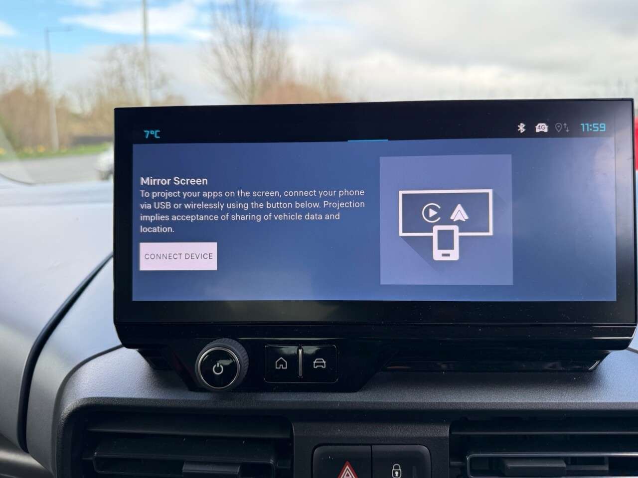 A 2025 CITROEN E-BERLINGO 52kWh MAX M MPV 5dr Electric Auto (7.4kW Charger) (136 ps) CAR PLAY~REVERSE A 2025 CITROEN E-BERLINGO 52kWh MAX M MPV 5dr Electric Auto (7.4kW Charger) (136 ps) CAR PLAY~REVERSE